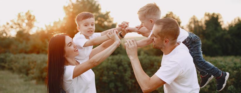 Familia de cuatro integrantes
