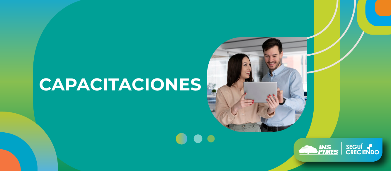 mujer enseñándole una tablet a un hombre, junto al texto "capacitaciones"