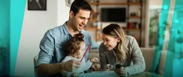 Familia de tres integrantes (padre, madre e hijo)