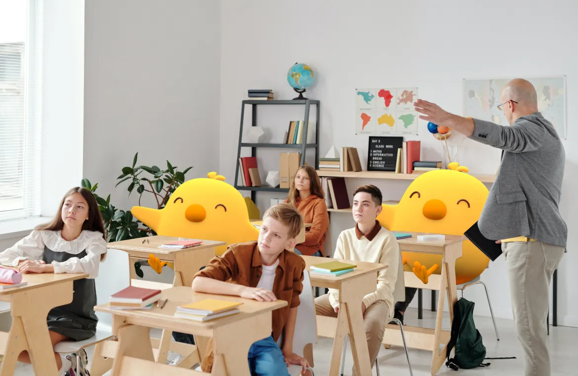 Botón Seguro estudiantil (los pollitos)